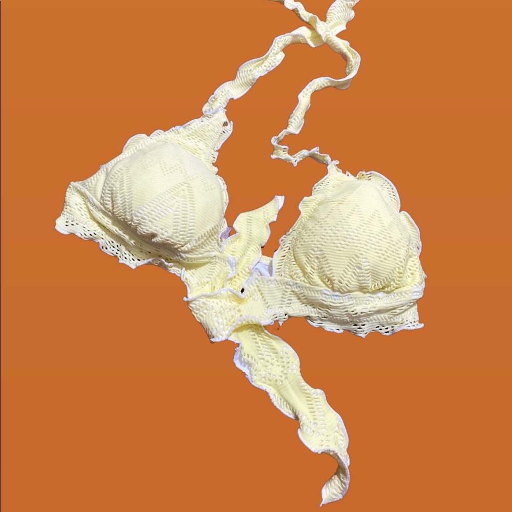sketchers beach wear bra.